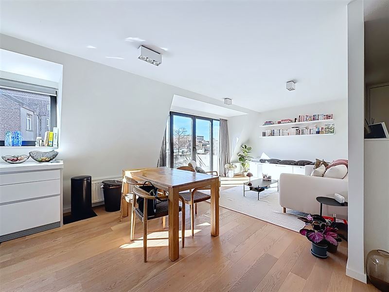 Penthouse met terras en garage. Energielabel (EPC) klasse B-.