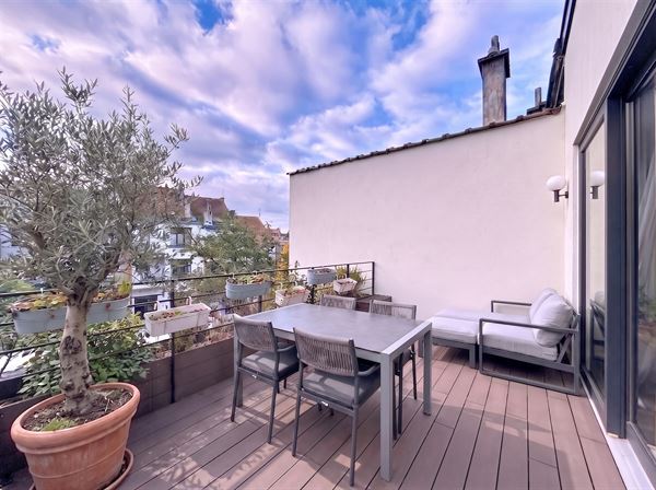 Penthouse met 2 slaapkamers en groot zonnig terras