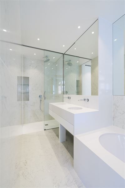 Exceptional triplex with garden