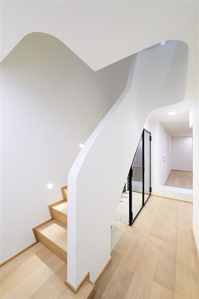 Exceptional triplex with garden