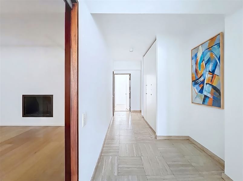 Mooi, licht en gerenoveerd appartement met 3 slaapkamers en terrassen