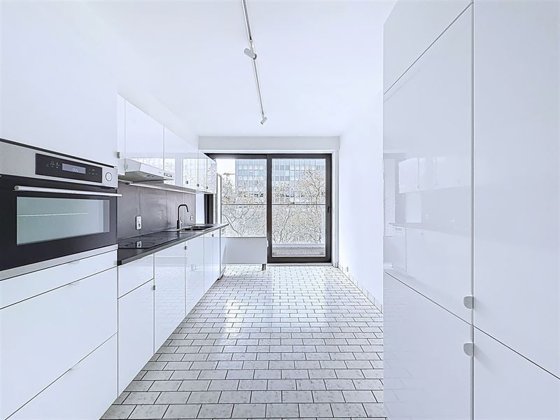 Bel appartement lumineux rénové 3 chambres avec terrasses