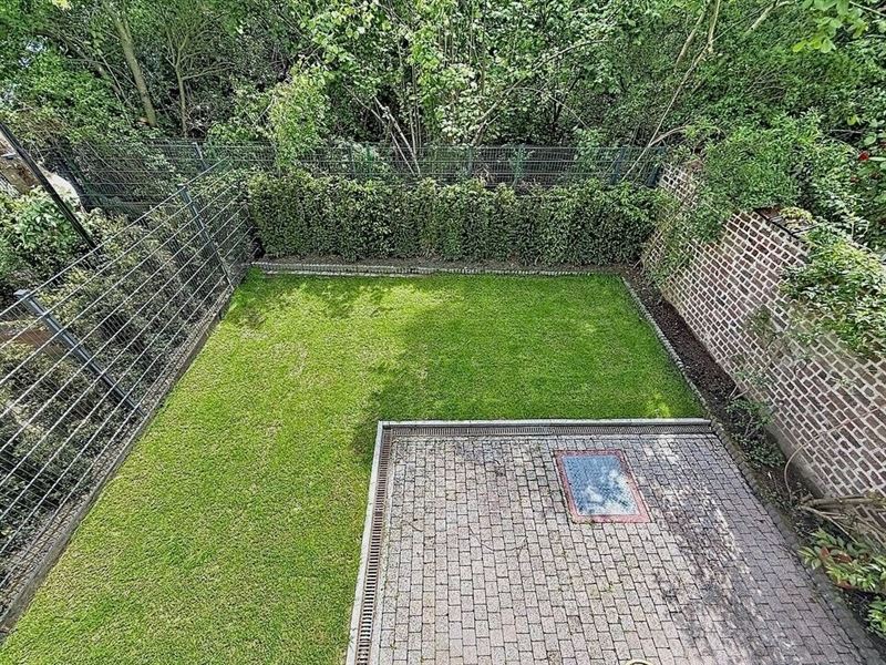 Maison lumineuse avec garage et jardin