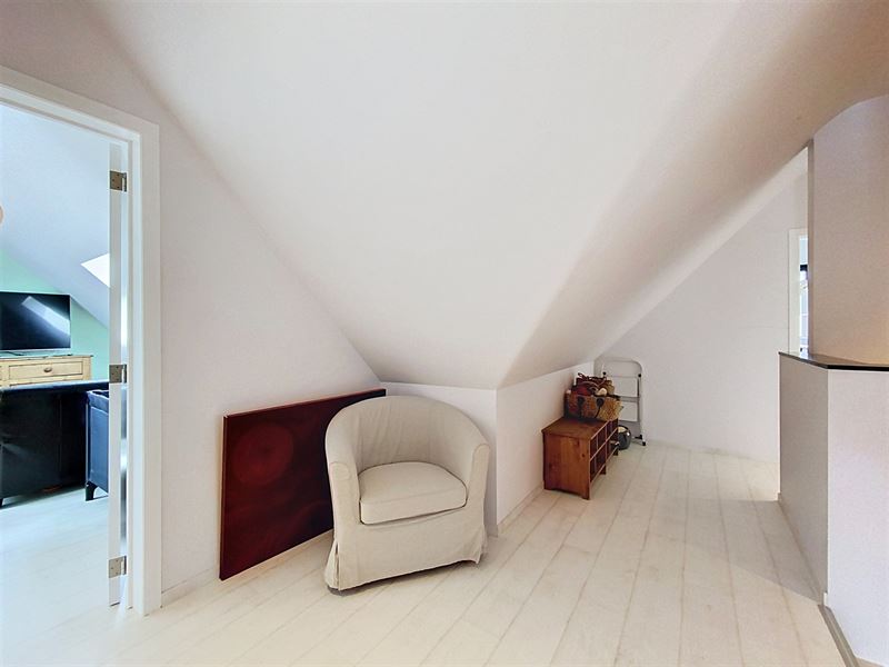Villa 323m² habitables, sur un terrain de 4500m²