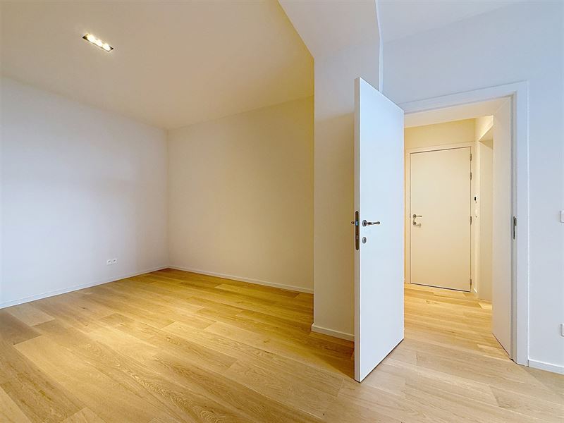 Chatelain - Duplex rez avec jardin