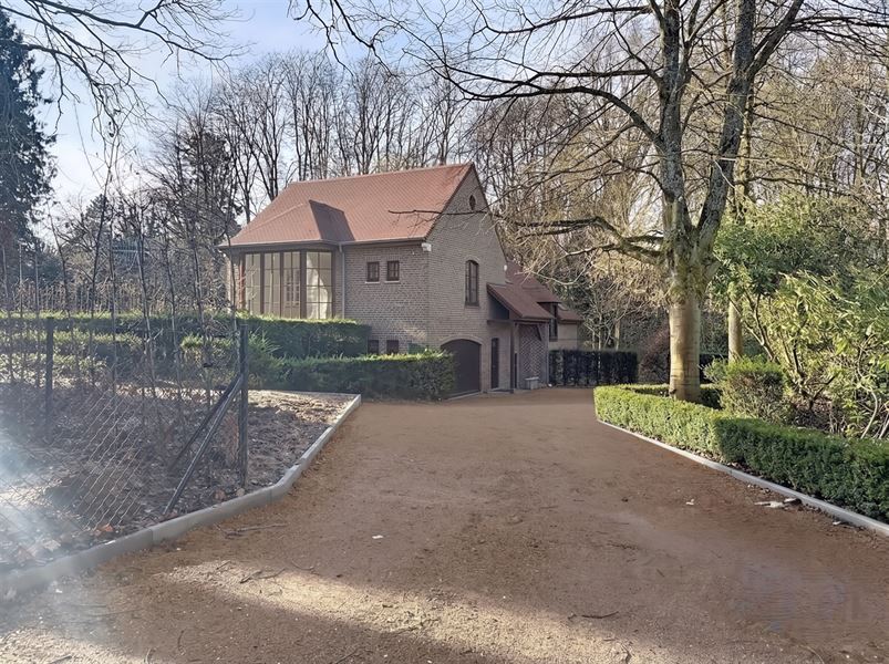 Prins Oranje wijk, 4-zijdige villa