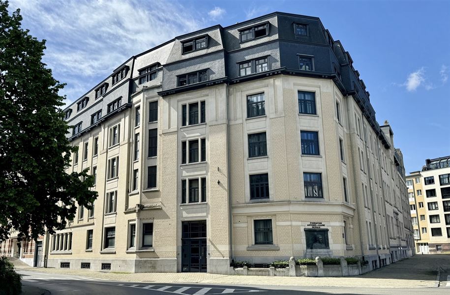 Fabuleux appartement sur la Place Brugmann
