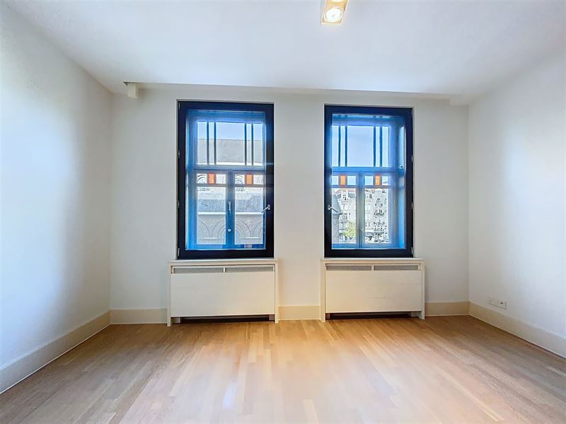 Fabuleux appartement sur la Place Brugmann