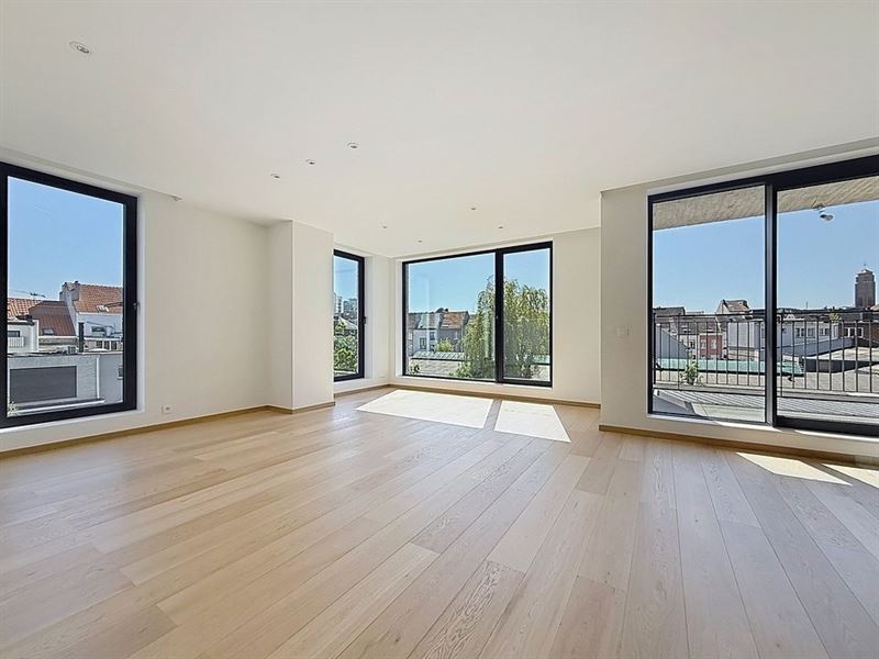Groot NIEUW 2-slaapkamer appartement met zonnig terras