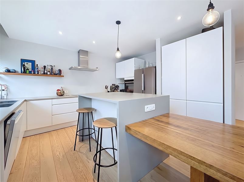 Appartement volledig gerenoveerd