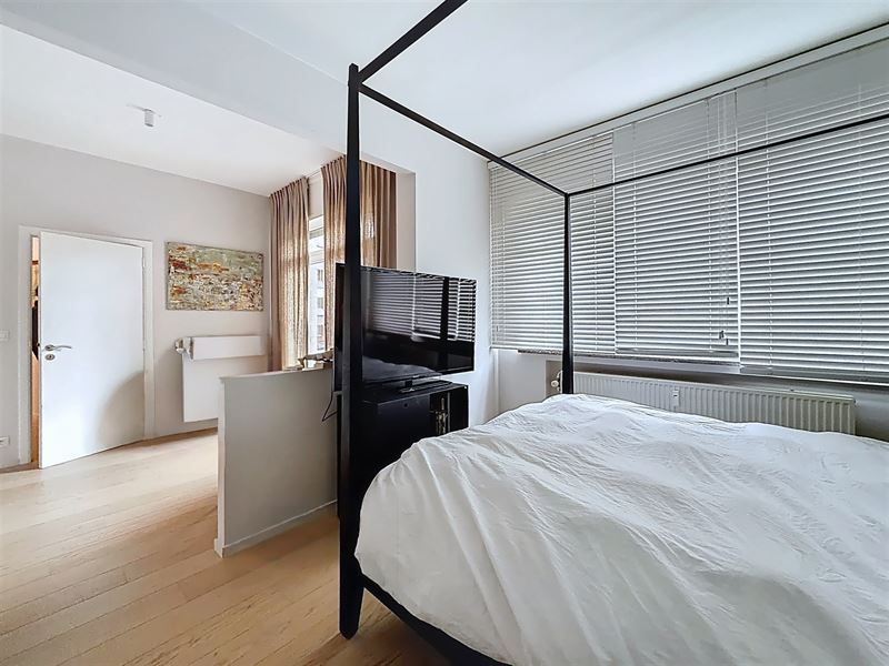 Appartement complètement rénové rez de chaussée