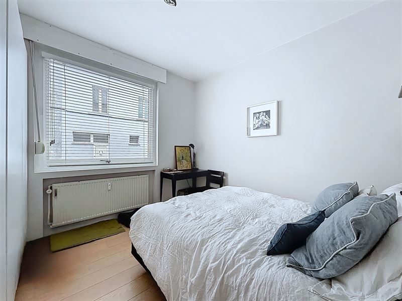 Appartement complètement rénové rez de chaussée