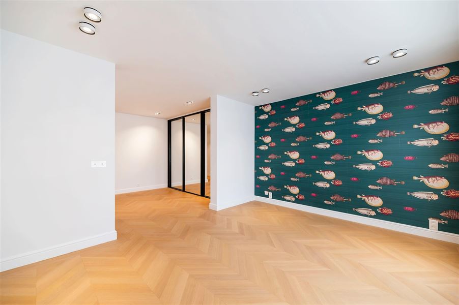 Apartment on Jardin du Roi