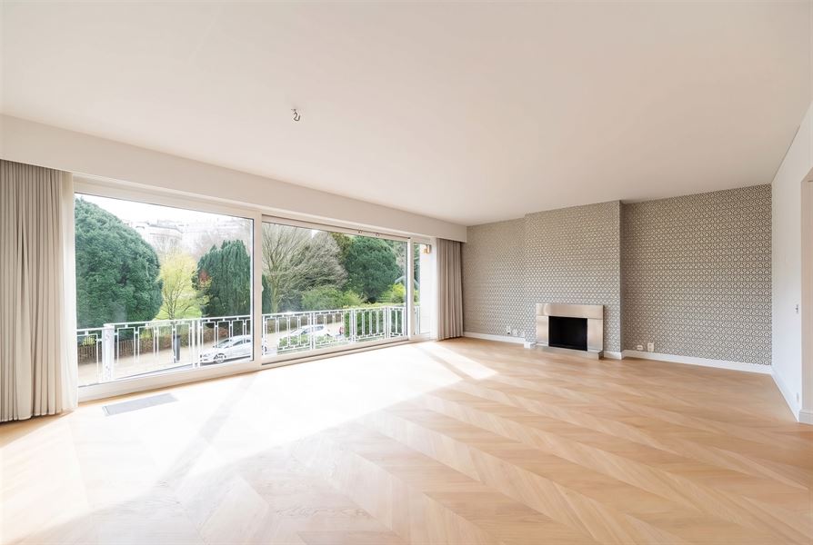 Apartment on Jardin du Roi