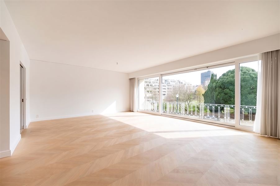 Apartment on Jardin du Roi