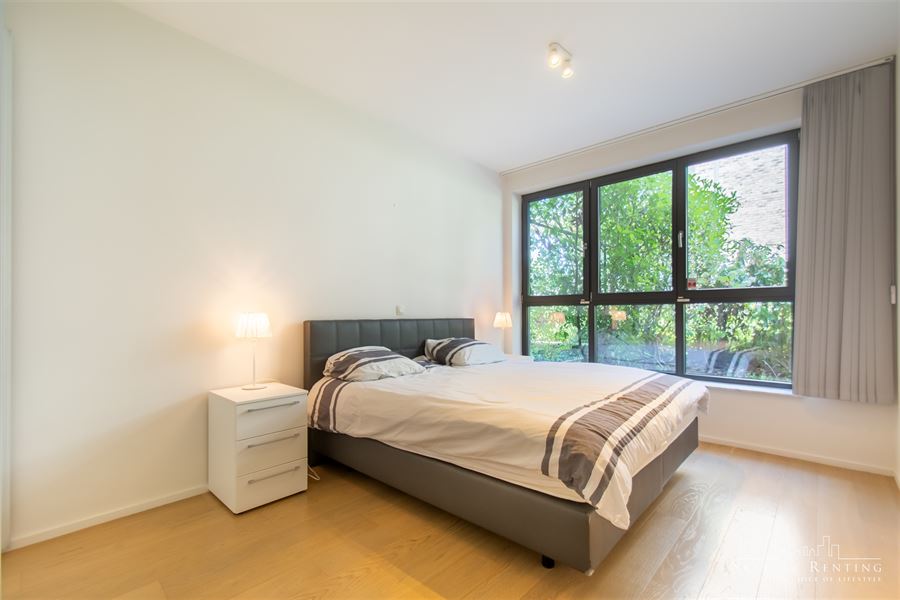 Furnished groundfloor apartment