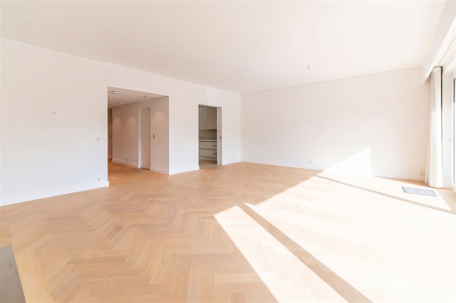 Apartment on Jardin du Roi