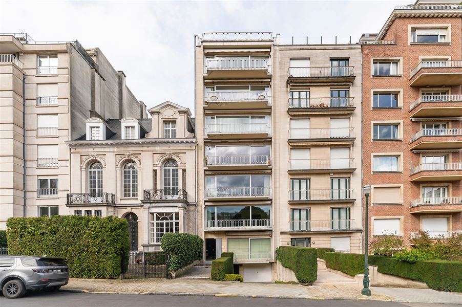 Apartment on Jardin du Roi