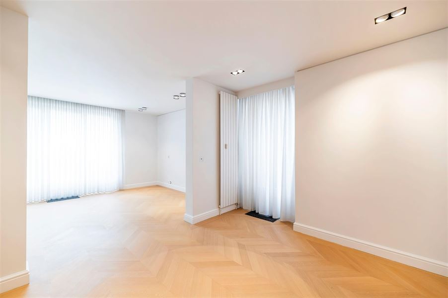 Apartment on Jardin du Roi