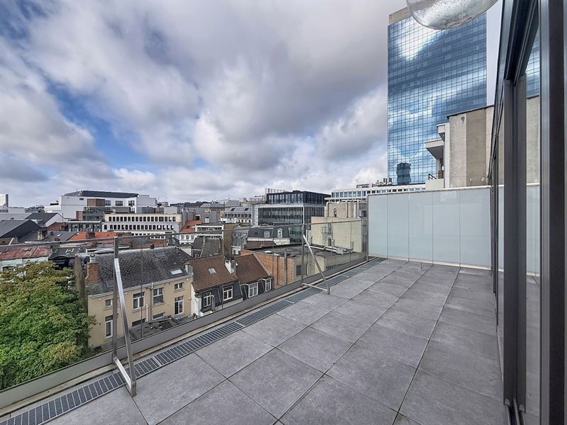 Amazing quiet Penthouse with 25m2 terrace