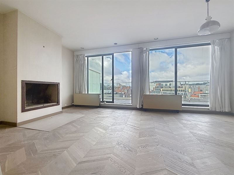Amazing quiet Penthouse with 25m2 terrace