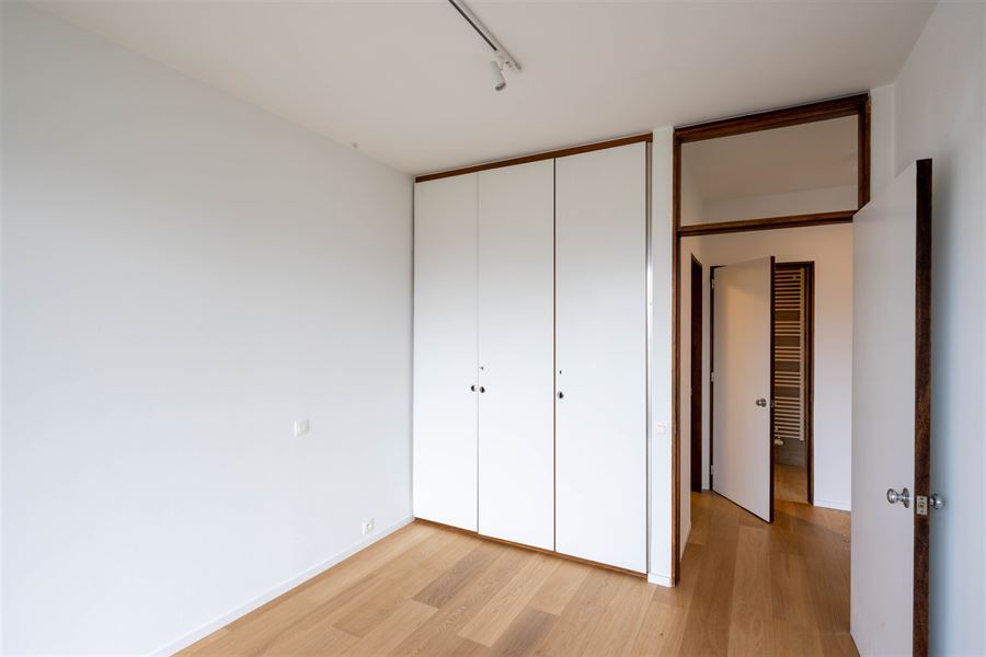 EU/Centre: Beautiful renovated apartment with terraces
