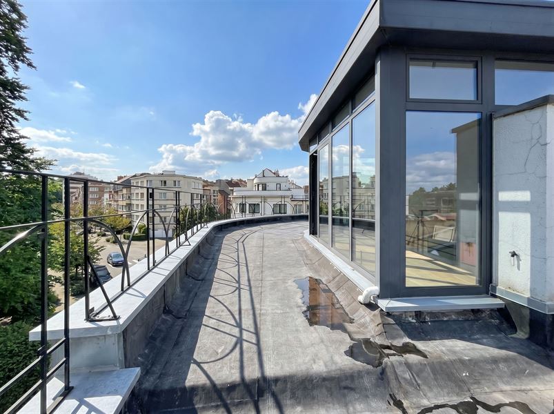 Splendide maison à considérer comme un triplex