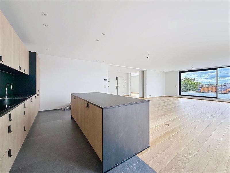 Nieuwbouw Penthouse met groot, zonnig terras