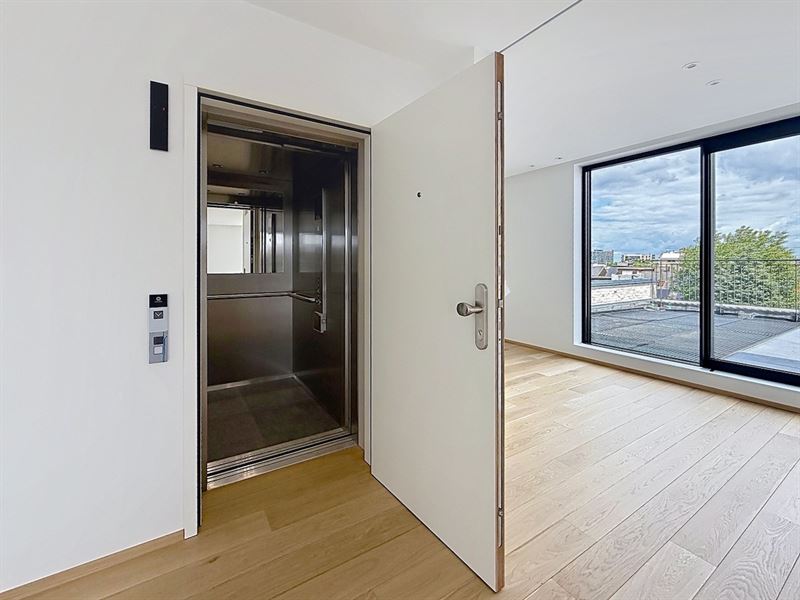 Nieuwbouw Penthouse met groot, zonnig terras