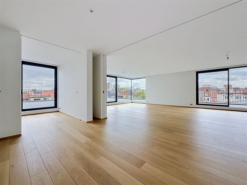 Nieuwbouw Penthouse met groot, zonnig terras