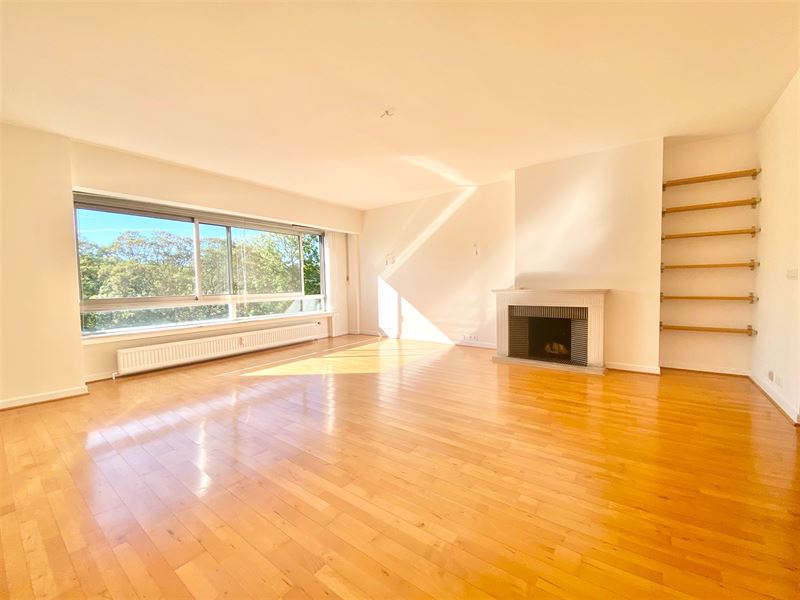 Appartement en façe du parc du cinquantenaire