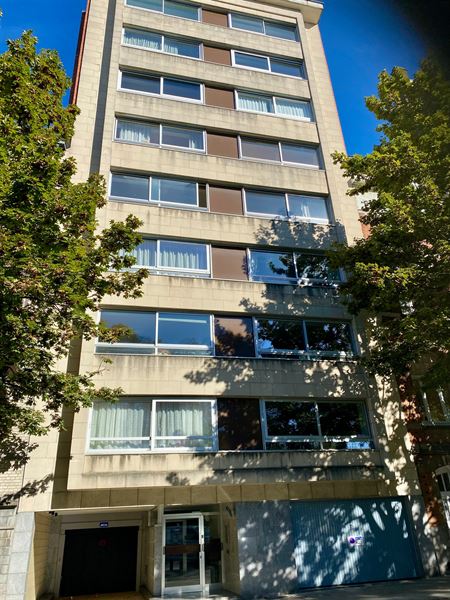 Appartement en façe du parc du cinquantenaire