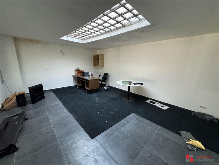 Foto 10 : Winkelruimte te 2660 HOBOKEN (België) - Prijs € 1.550