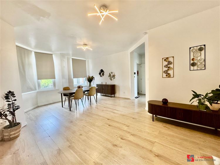 Foto 9 : Commercieel gebouw te 2660 HOBOKEN (België) - Prijs € 390.000