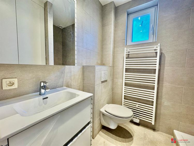 Foto 6 : Appartement te 2060 ANTWERPEN (België) - Prijs &euro; 790