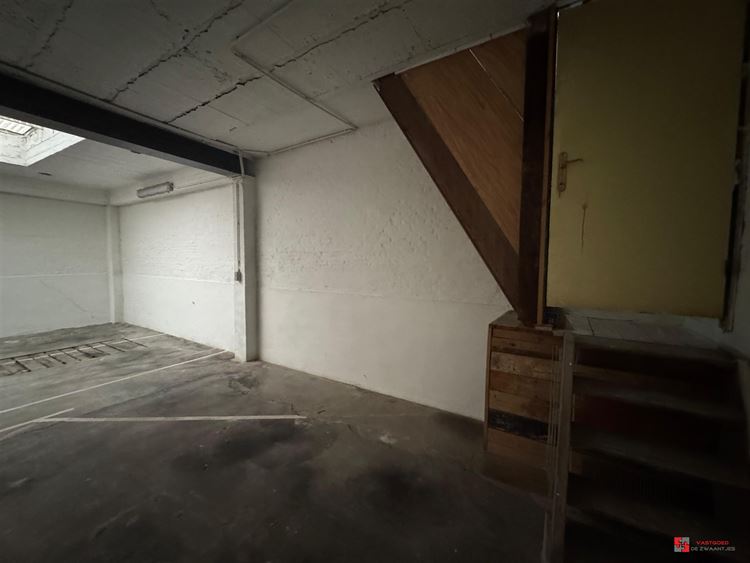 Foto 8 : Magazijn te 2020 ANTWERPEN (België) - Prijs &euro; 2.200