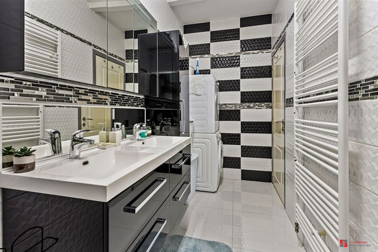 Foto 19 : Appartement te 2660 HOBOKEN (België) - Prijs &euro; 335.000