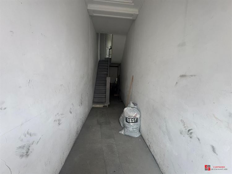 Foto 17 : Winkelruimte te 2660 HOBOKEN (België) - Prijs &euro; 349.000