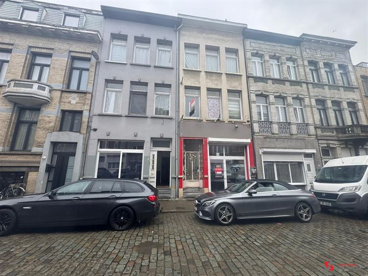 Foto 16 : Winkelruimte te 2660 HOBOKEN (België) - Prijs &euro; 349.000