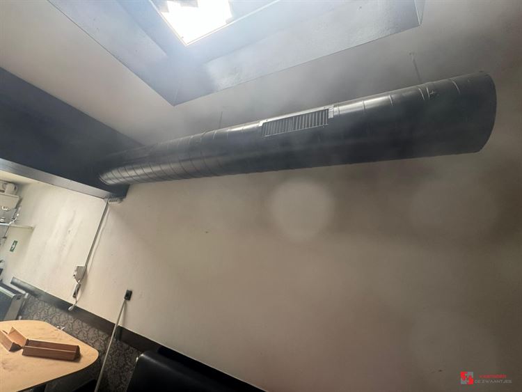 Foto 4 : Winkelruimte te 2660 HOBOKEN (België) - Prijs &euro; 349.000