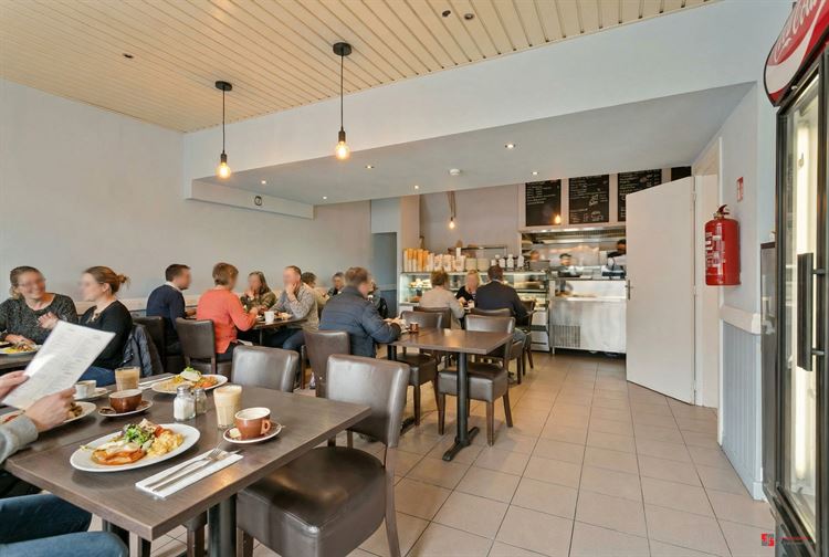 Foto 2 : Appartementsgebouw te 2660 HOBOKEN (België) - Prijs &euro; 485.000