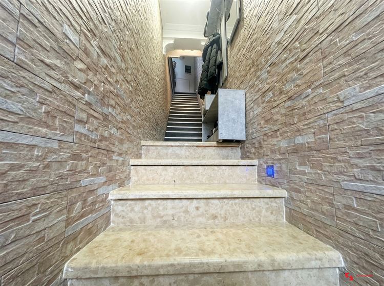 Foto 5 : Commercieel gebouw te 2020 ANTWERPEN (België) - Prijs &euro; 379.000