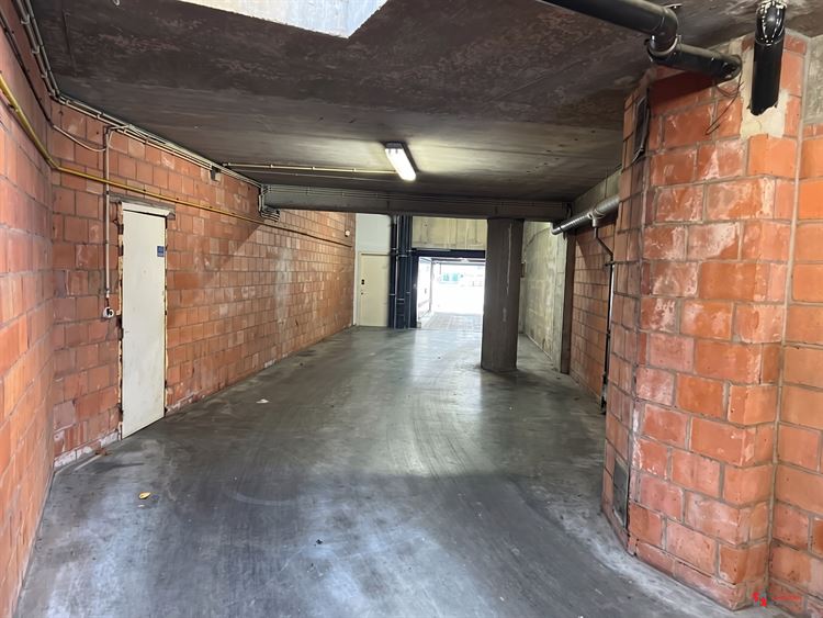 Foto 2 : Parking/Garagebox te 2000 ANTWERPEN (België) - Prijs &euro; 45.000