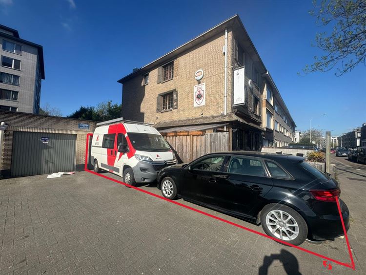 Foto 1 : Parking/Garagebox te 2100 DEURNE (België) - Prijs &euro; 48.000