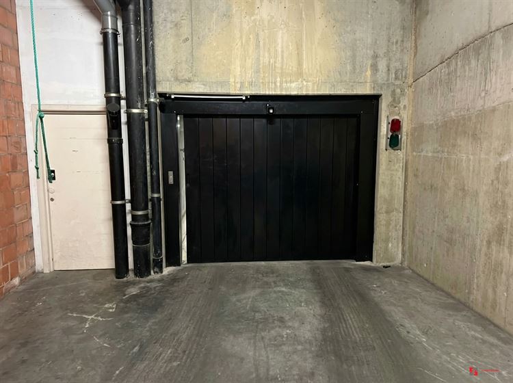 Foto 4 : Parking/Garagebox te 2000 ANTWERPEN (België) - Prijs &euro; 45.000