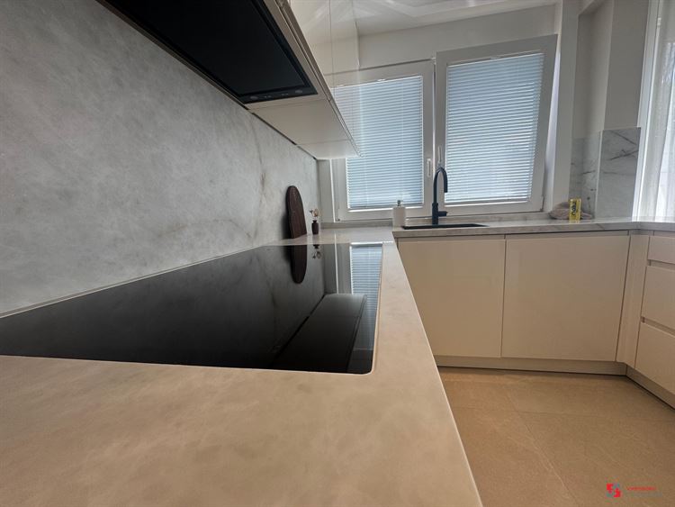 Foto 17 : Bel-etage te 2660 HOBOKEN (België) - Prijs &euro; 450.000