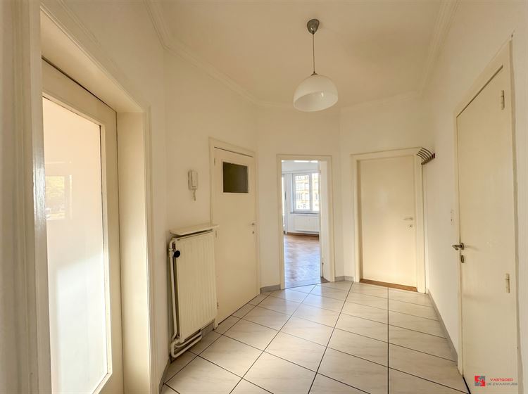 Foto 11 : Appartement te 2600 BERCHEM (België) - Prijs &euro; 239.000