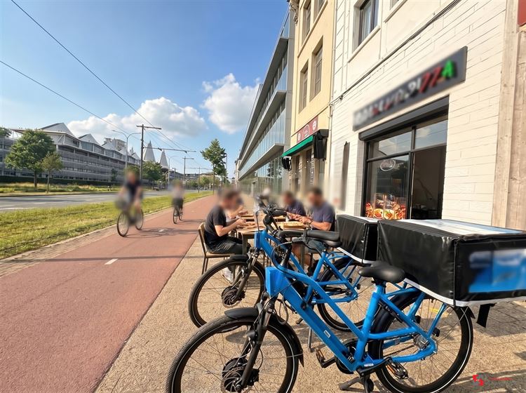 Foto 9 : Winkelruimte te 2018 ANTWERPEN (België) - Prijs &euro; 135.000