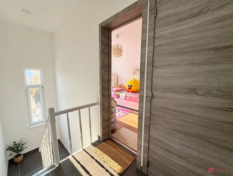 Foto 2 : Huis te 2100 DEURNE (België) - Prijs &euro; 365.000