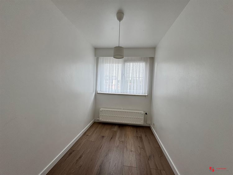 Foto 15 : Bel-etage te 2660 HOBOKEN (België) - Prijs &euro; 415.000